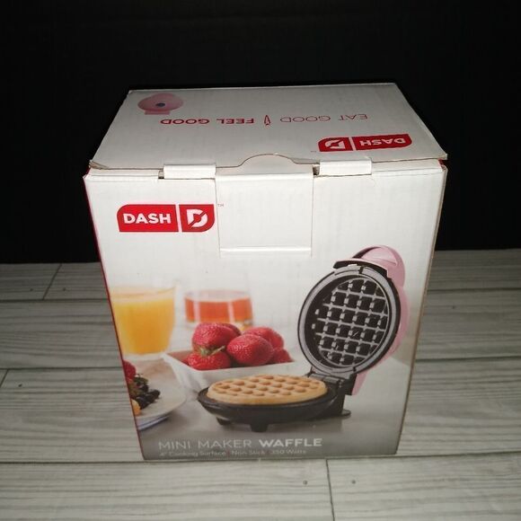Dash Pink Mini Waffle Maker 4" Cooking Surface Non-stick 350 Watts - Picture 9 of 10